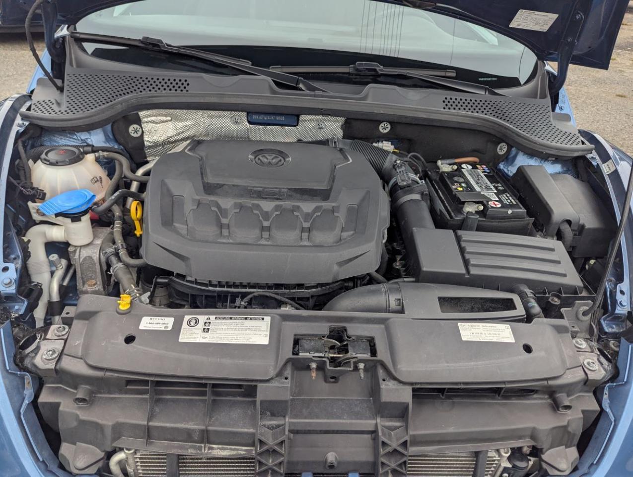 2018 Volkswagen Beetle Trendline  GREAT GAS MILEAGE!! Photo