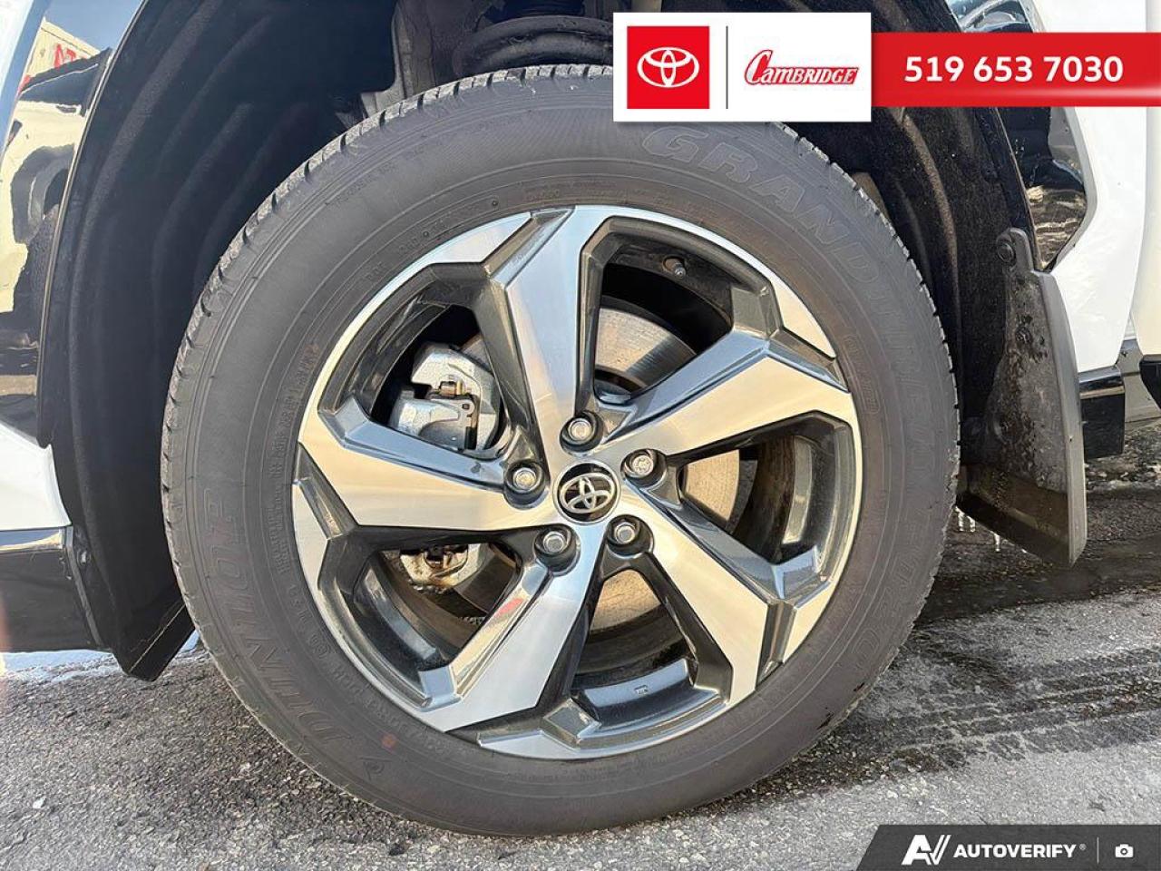 2024 Toyota RAV4 Prime XSE Photo