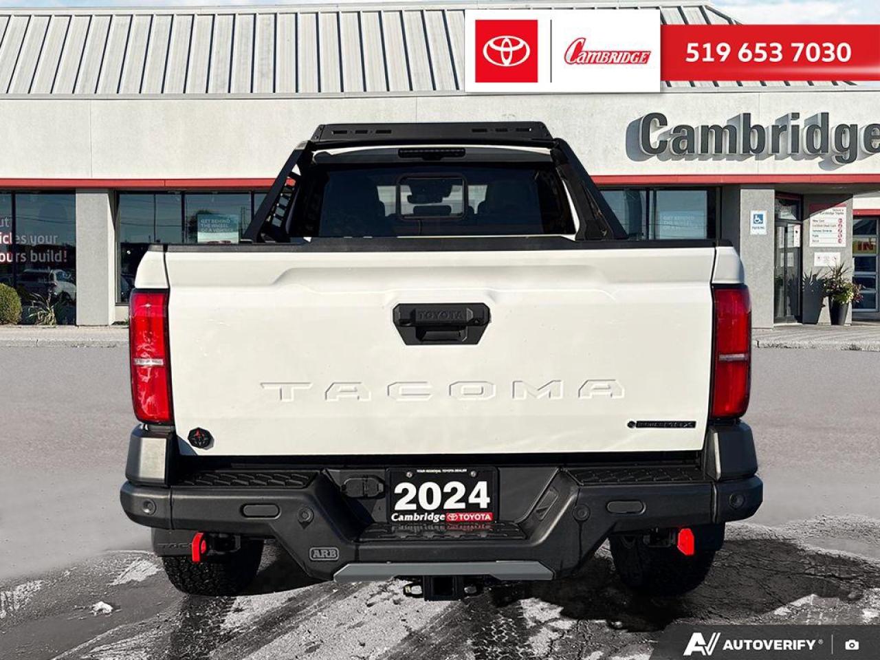 2024 Toyota TACOMA HYBRID  Photo4