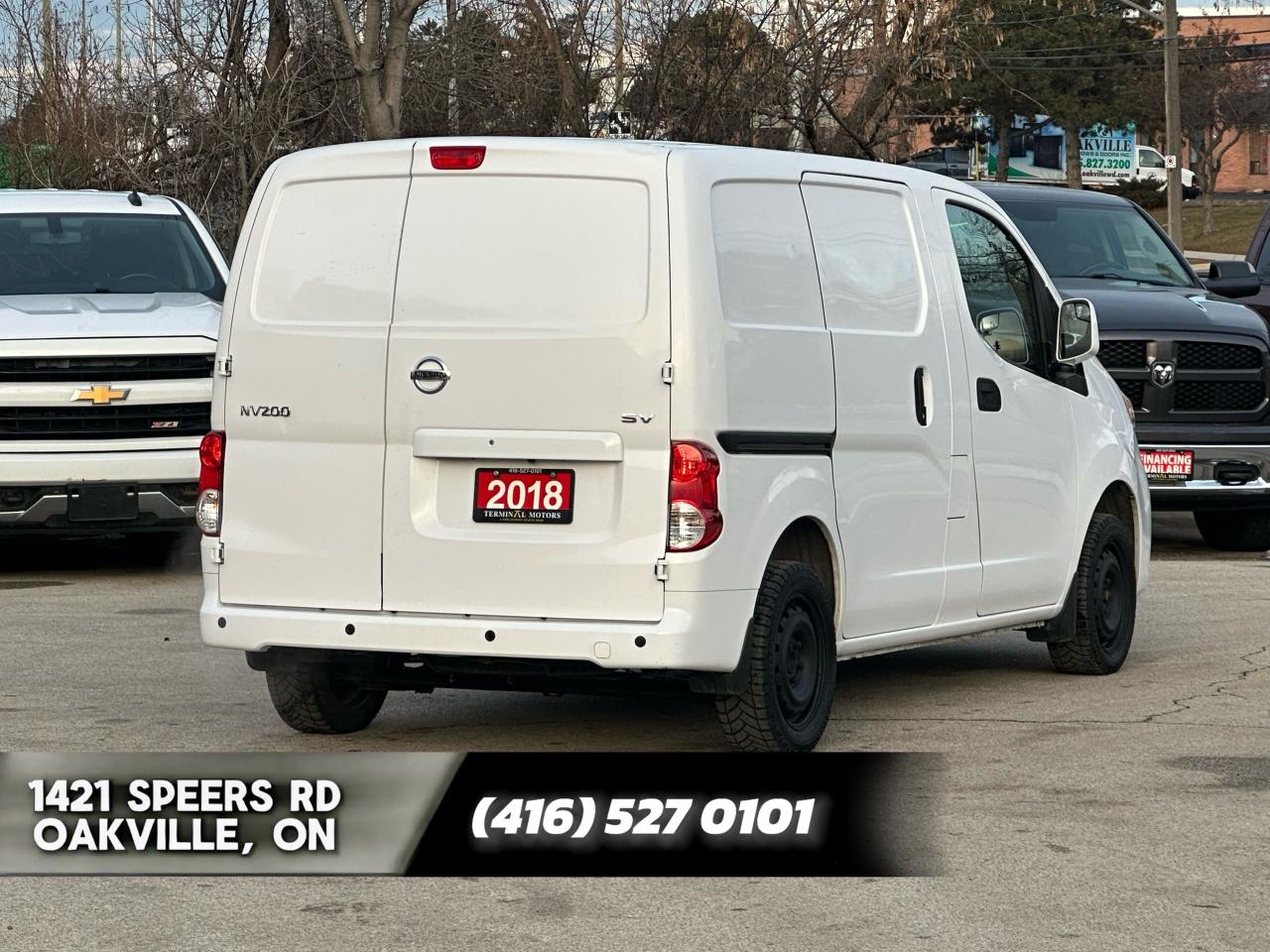 2018 Nissan NV200 SV Photo