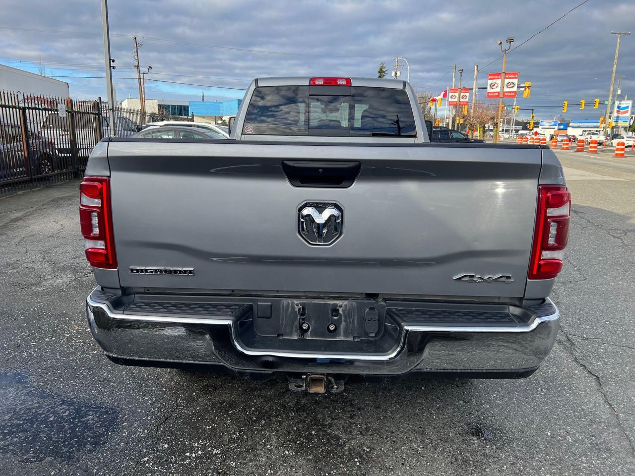 2024 RAM 3500 Big Horn 4x4 Crew Cab 8' Box Photo6