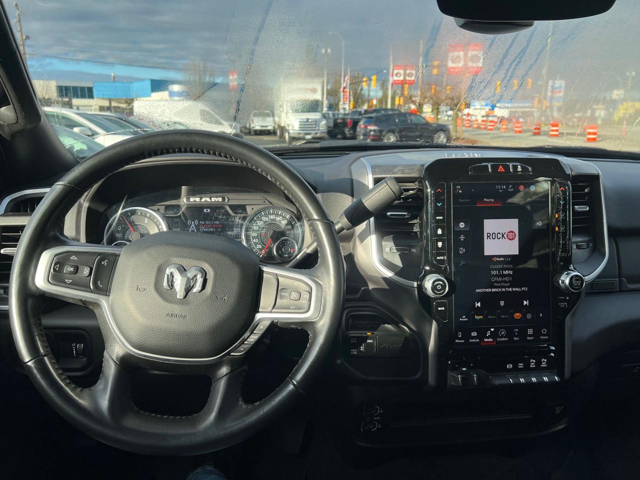 2024 RAM 3500 Big Horn 4x4 Crew Cab 8' Box Photo13