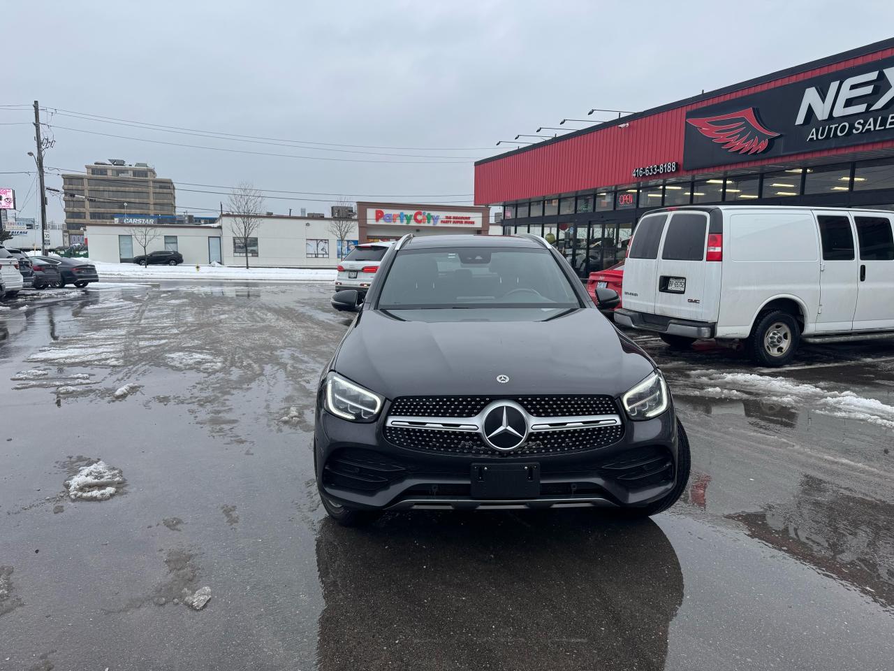 2022 Mercedes-Benz GLC-Class 300 AMG PKG 4MATIC LEATHER PAN/ROOF NAV CAMERA Photo