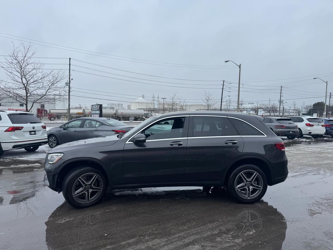 2022 Mercedes-Benz GLC-Class 300 AMG PKG 4MATIC LEATHER PAN/ROOF NAV CAMERA Photo3