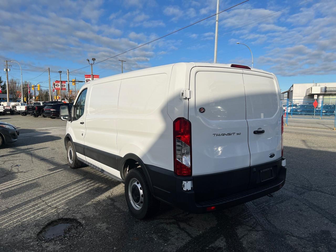 2023 Ford Transit Cargo Van  Photo5