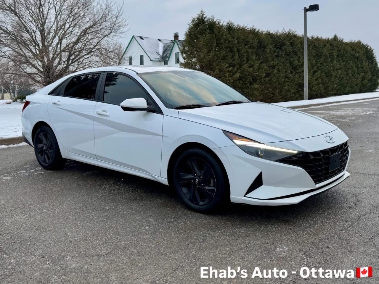 2021 Hyundai Elantra Preferred Sun & Tech pkg Photo