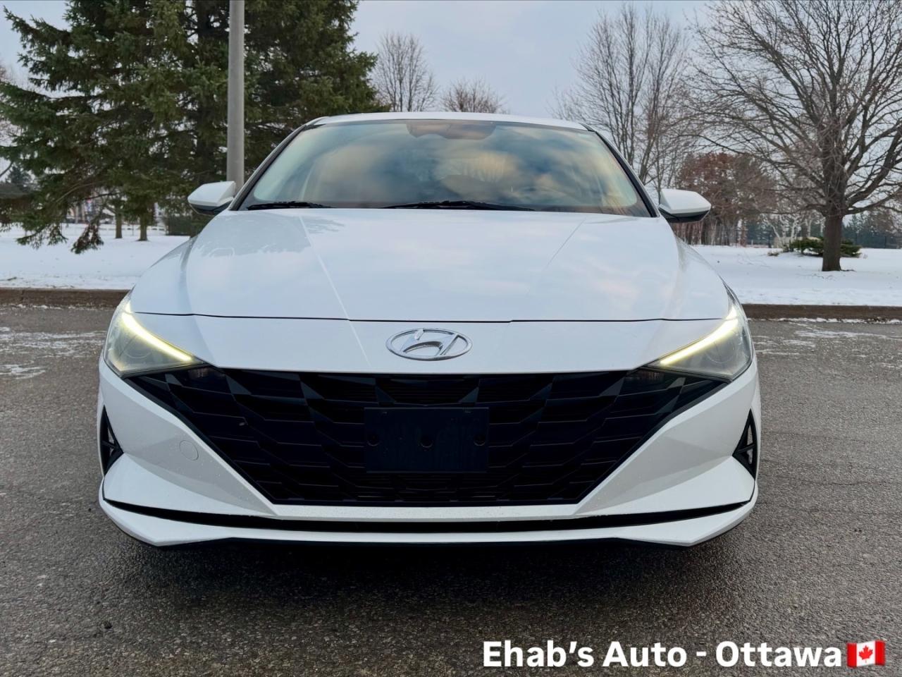 2021 Hyundai Elantra Preferred Sun & Tech pkg Photo