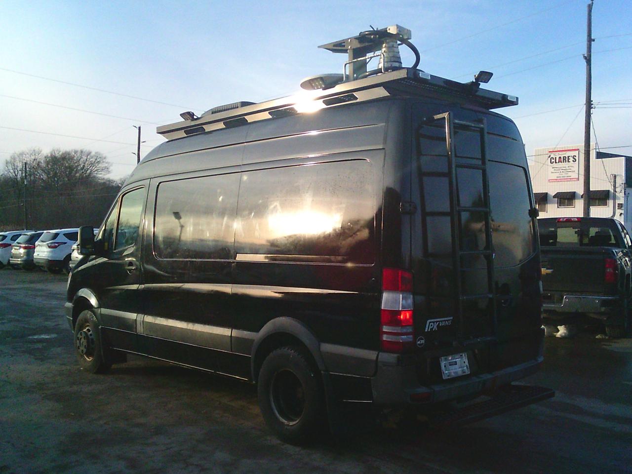 2010 Mercedes-Benz Sprinter 3500 144 Photo