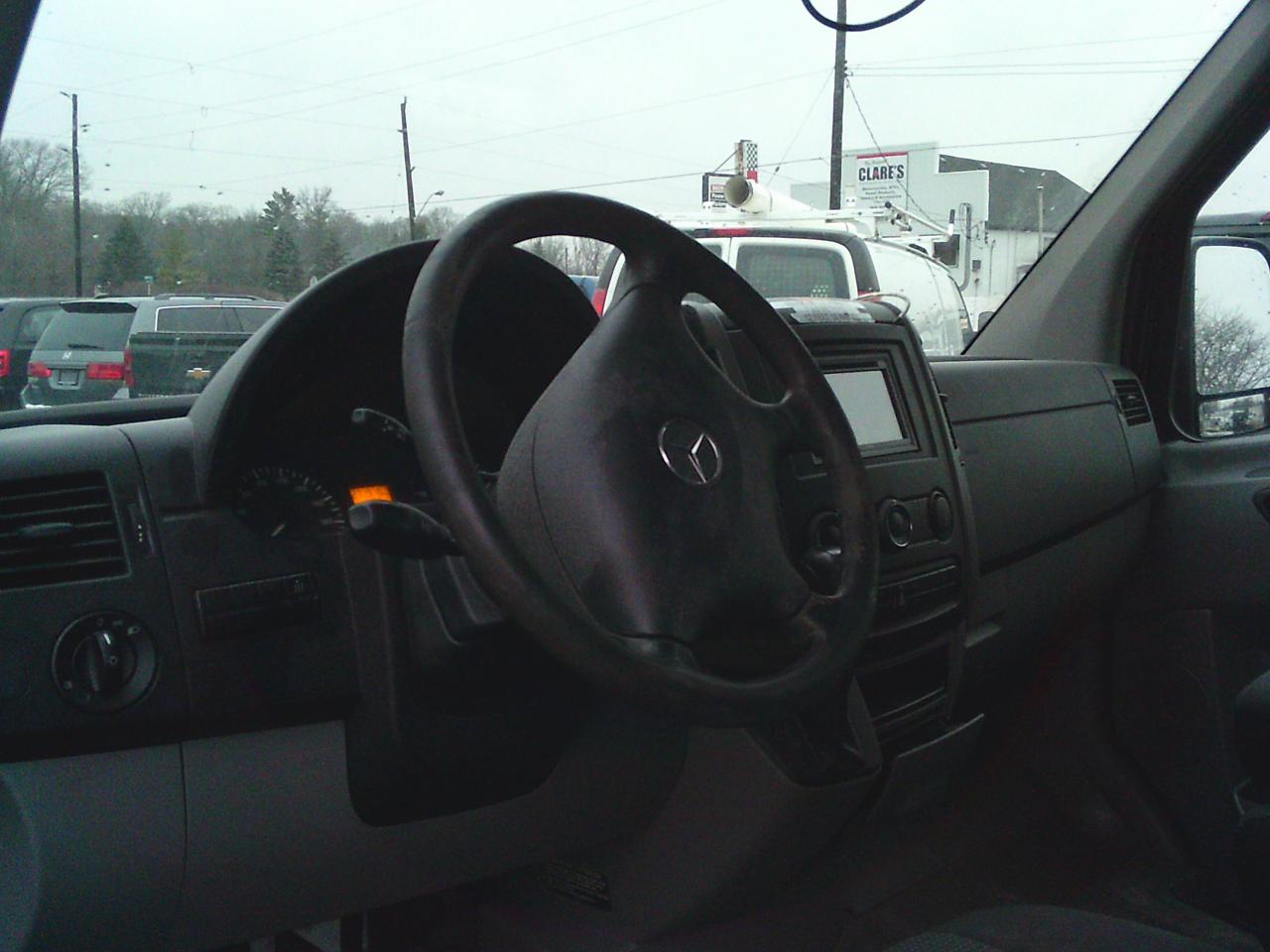 2010 Mercedes-Benz Sprinter 3500 144 Photo