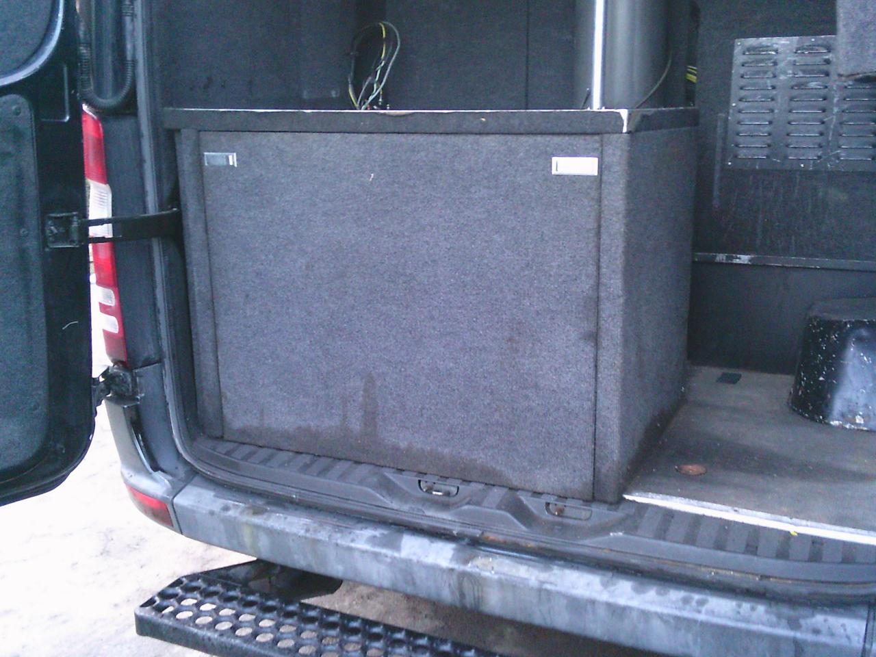 2010 Mercedes-Benz Sprinter 3500 144 Photo