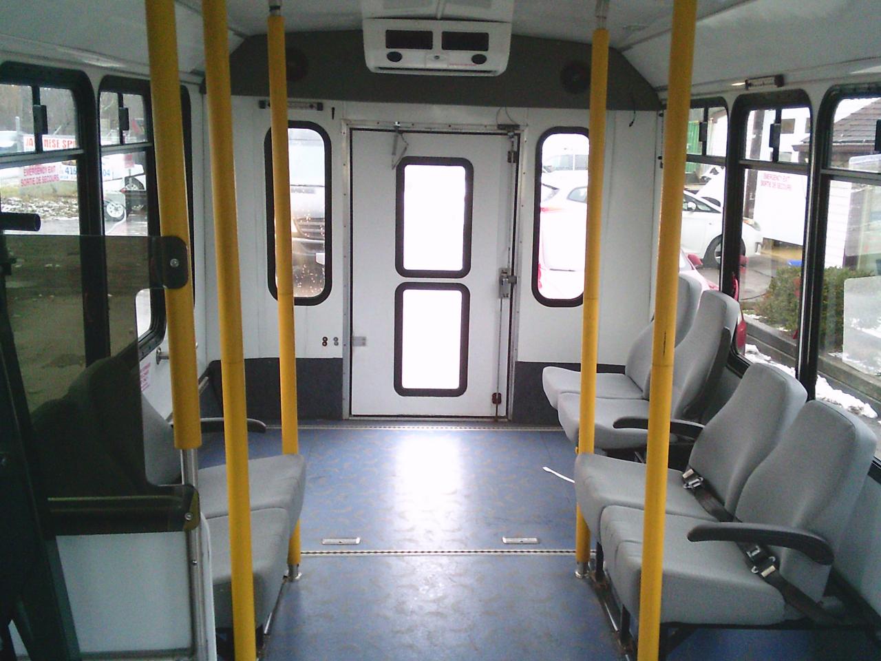 2017 Ford Econoline E-350 Super Duty 158 DRW Photo