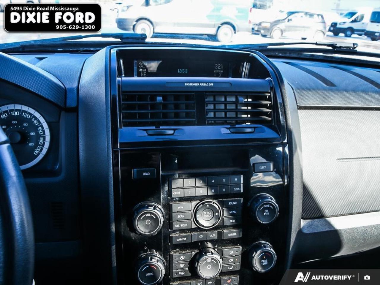 2011 Ford Escape Limited Photo