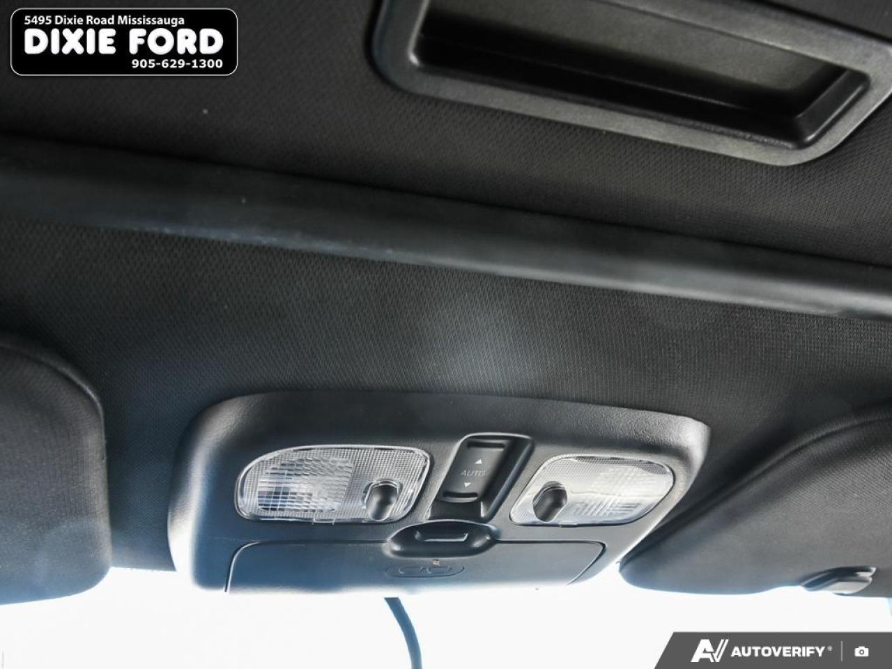 2011 Ford Escape Limited Photo