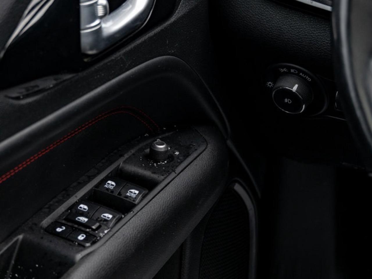 2022 Jeep Compass Trailhawk Photo