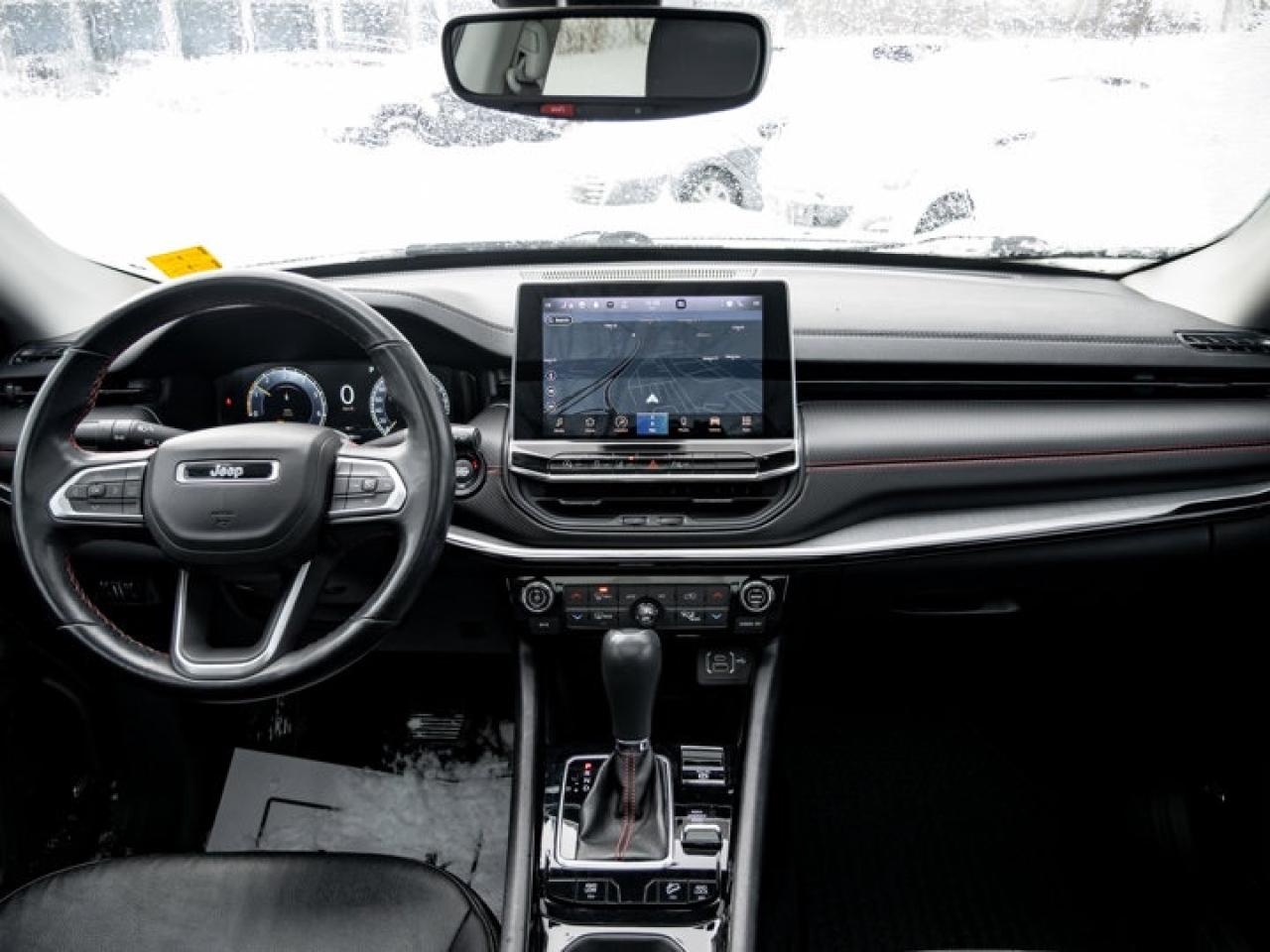 2022 Jeep Compass Trailhawk Photo