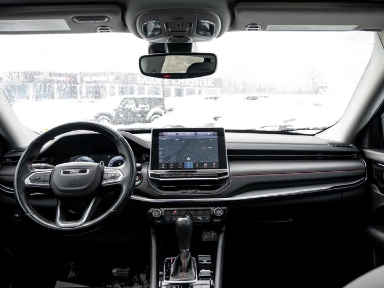 2022 Jeep Compass Trailhawk Photo