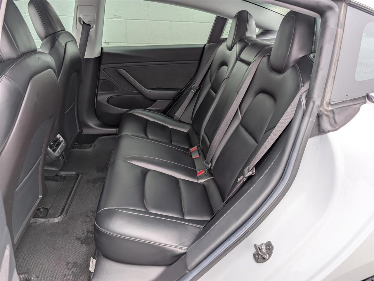 2019 Tesla Model 3 STANDARD RANGE PLUS Photo