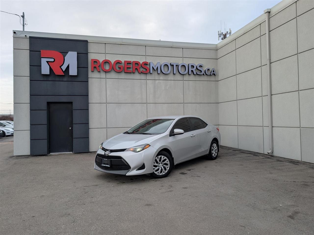 2018 Toyota Corolla LE -  HTD SEATS - TECH FEATURES