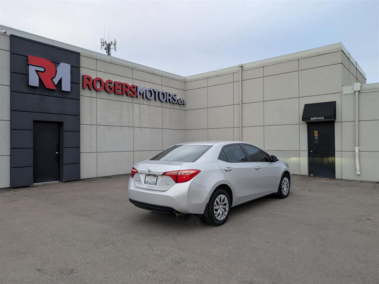 2018 Toyota Corolla LE -  HTD SEATS - TECH FEATURES