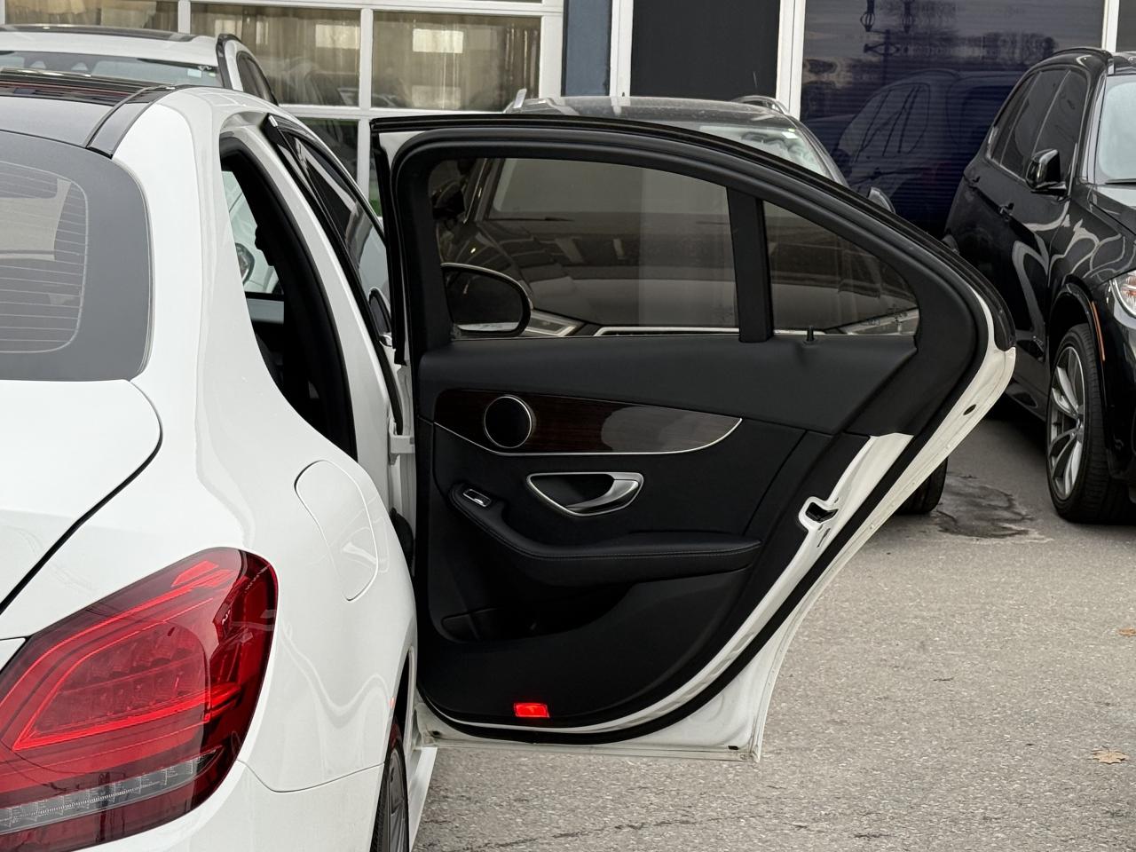 2019 Mercedes-Benz C-Class 300 //AMG PKG | PANO | 360 CAMERA | AMBIENT LIGHT Photo