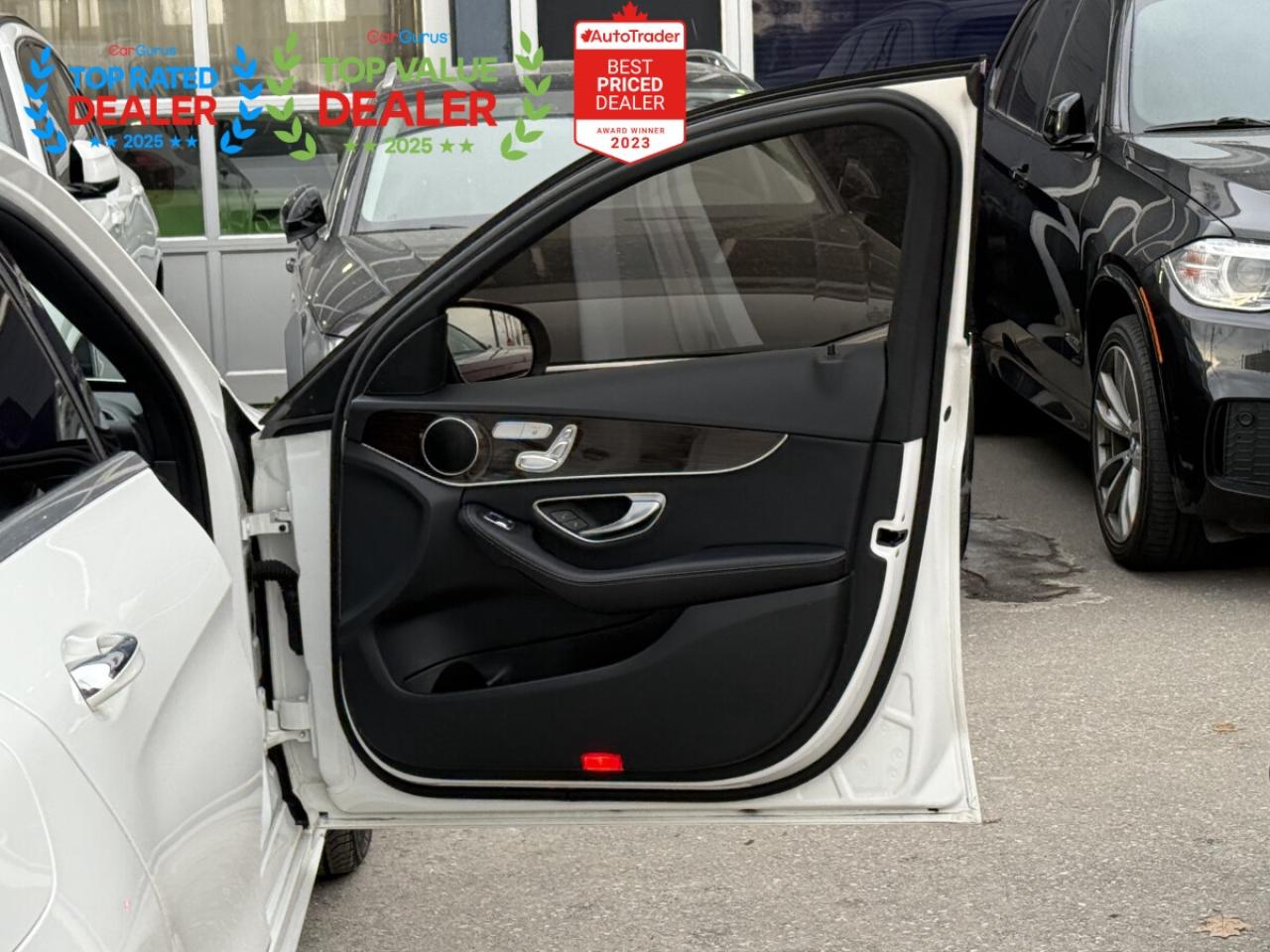 2019 Mercedes-Benz C-Class 300 //AMG PKG | PANO | 360 CAMERA | AMBIENT LIGHT Photo