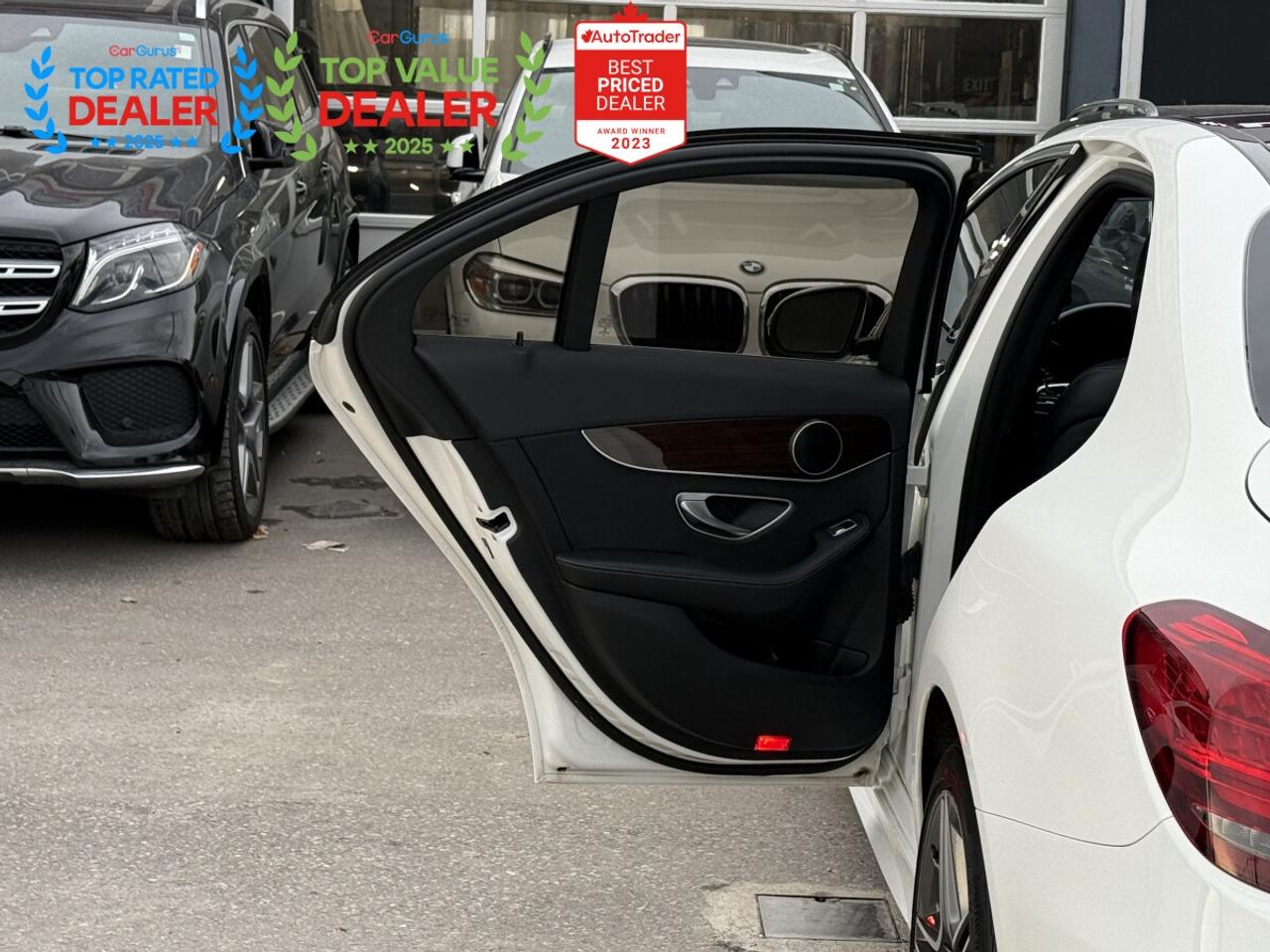 2019 Mercedes-Benz C-Class 300 //AMG PKG | PANO | 360 CAMERA | AMBIENT LIGHT Photo