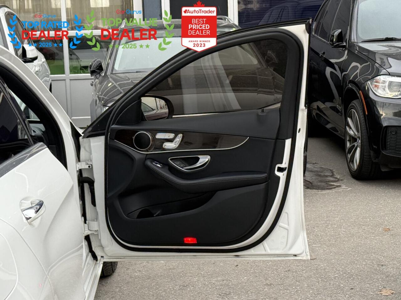 2019 Mercedes-Benz C-Class 300 //AMG PKG | PANO | 360 CAMERA | AMBIENT LIGHT Photo