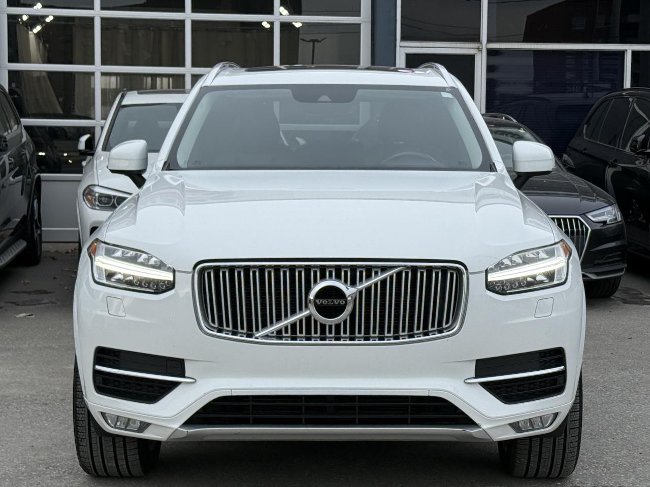 2017 Volvo XC90 T6 INSCRIPTION | PANO | BACK UP CAMERA | LOADED Photo