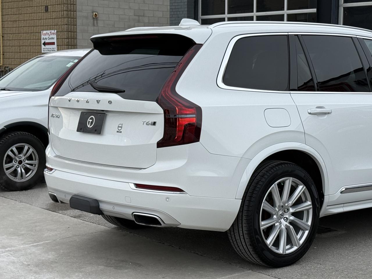 2017 Volvo XC90 T6 INSCRIPTION | PANO | BACK UP CAMERA | LOADED Photo