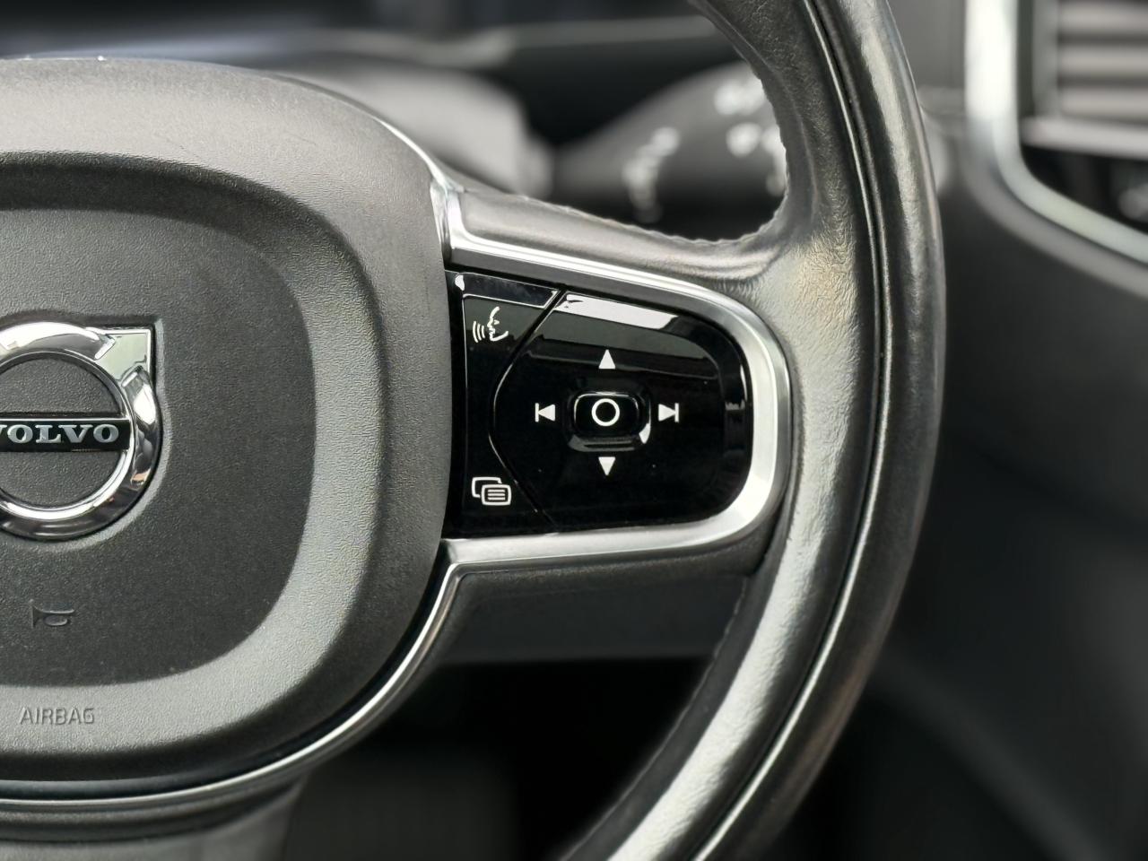 2017 Volvo XC90 T6 INSCRIPTION | PANO | BACK UP CAMERA | LOADED Photo