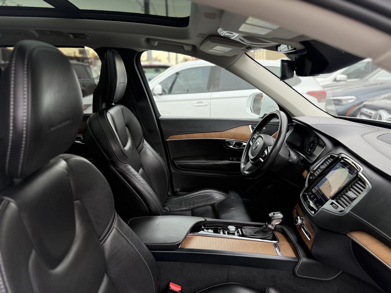 2017 Volvo XC90 T6 INSCRIPTION | PANO | BACK UP CAMERA | LOADED Photo