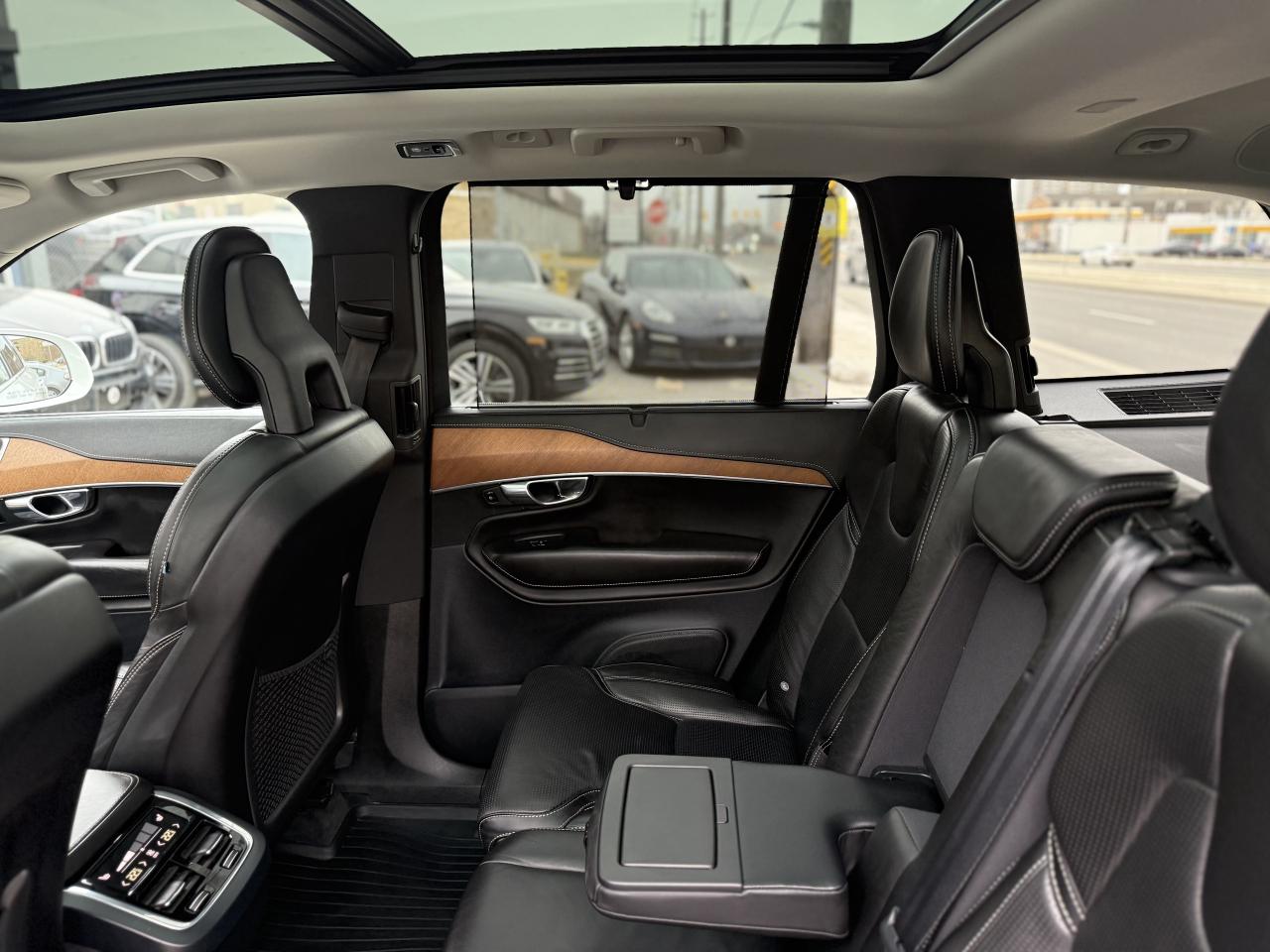 2017 Volvo XC90 T6 INSCRIPTION | PANO | BACK UP CAMERA | LOADED Photo