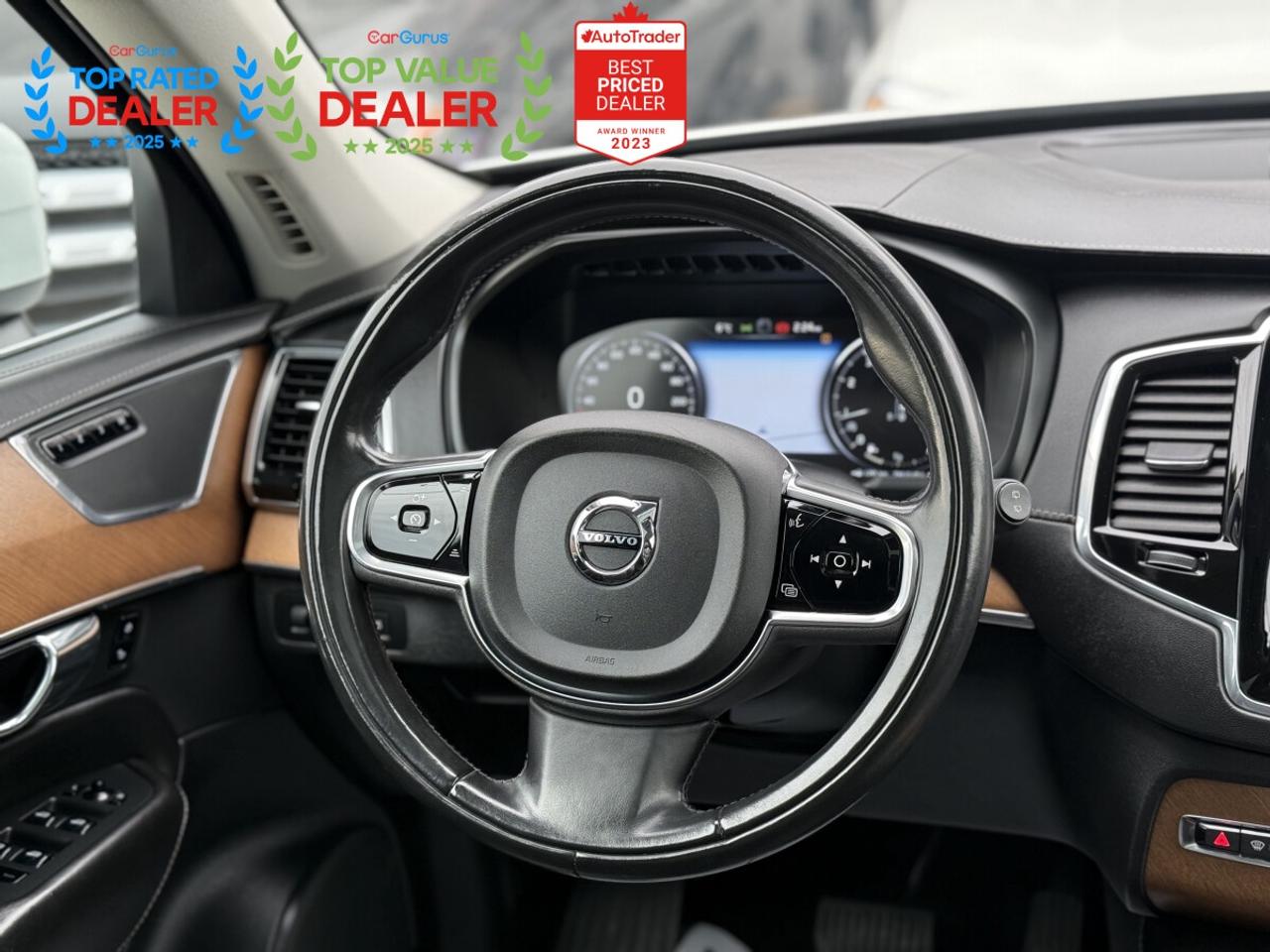 2017 Volvo XC90 T6 INSCRIPTION | PANO | BACK UP CAMERA | LOADED Photo