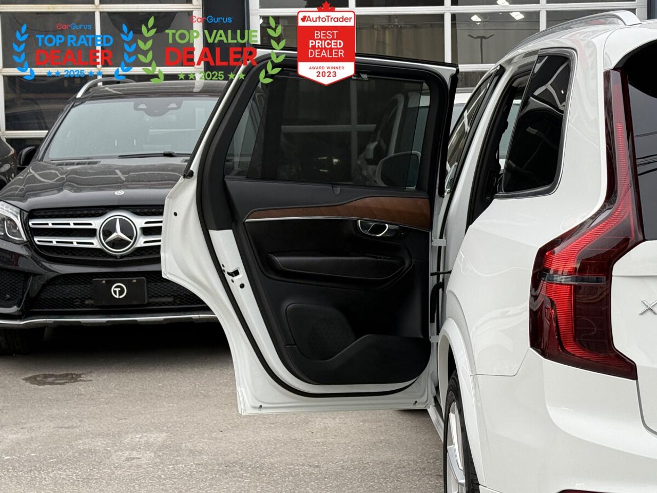 2017 Volvo XC90 T6 INSCRIPTION | PANO | BACK UP CAMERA | LOADED Photo