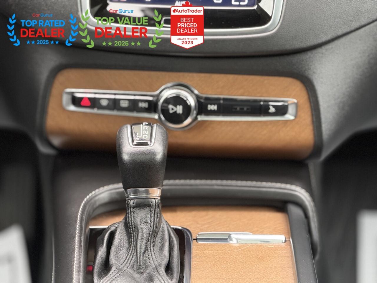 2017 Volvo XC90 T6 INSCRIPTION | PANO | BACK UP CAMERA | LOADED Photo