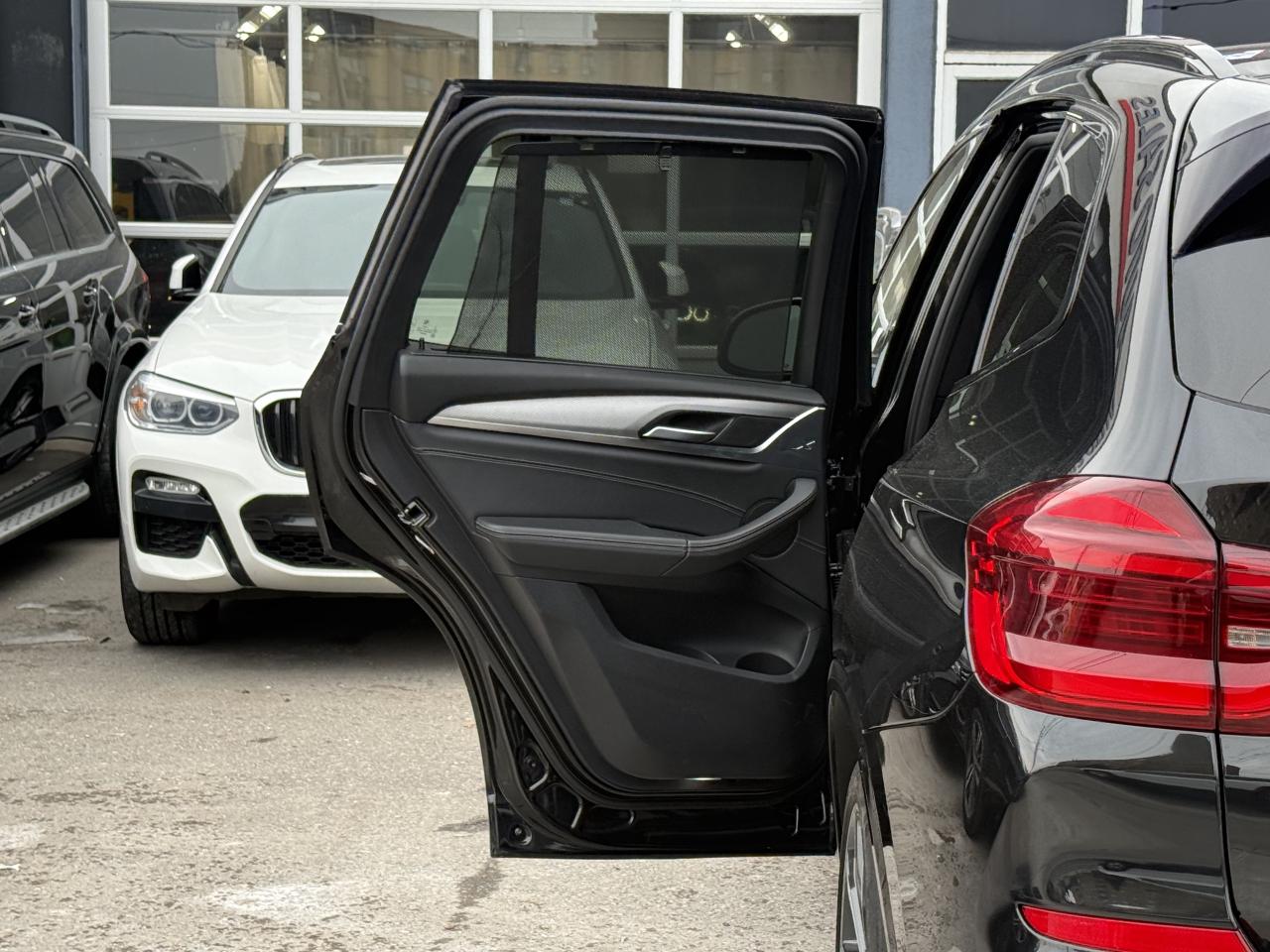 2018 BMW X3 PREMIUM PKG | PANO | CARPLAY | LOADED Photo