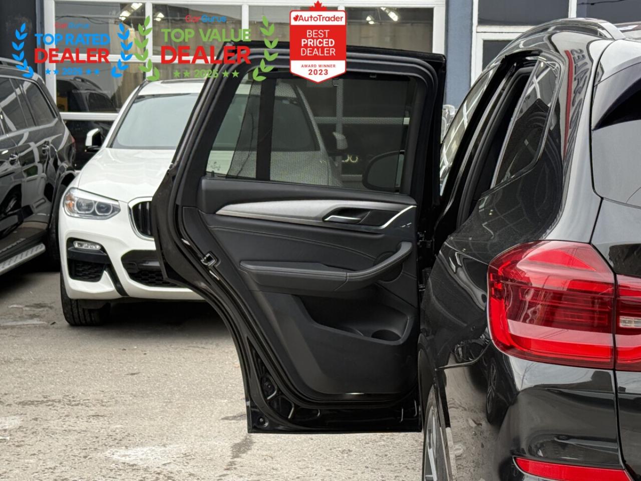 2018 BMW X3 PREMIUM PKG | PANO | CARPLAY | LOADED Photo