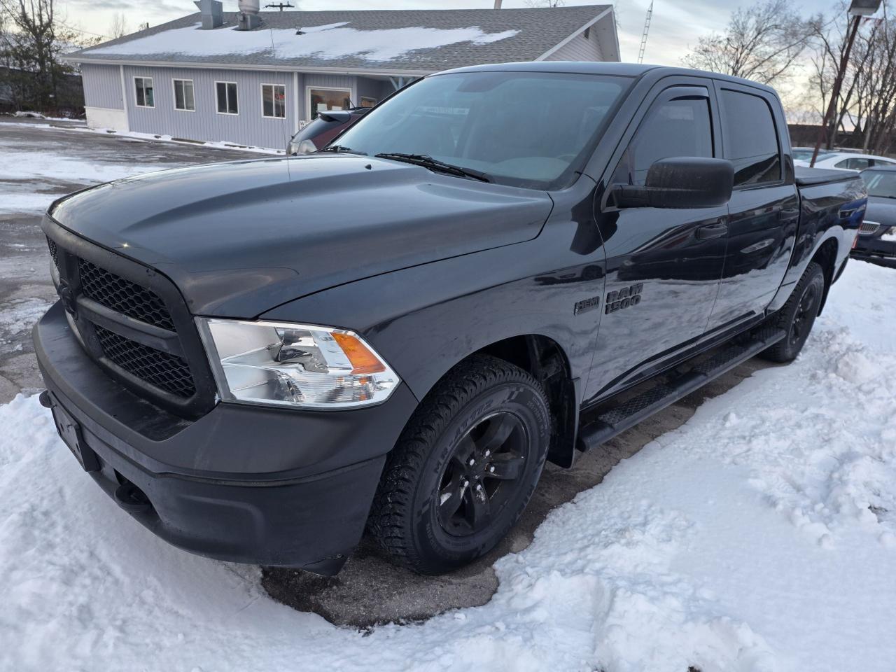 2014 RAM 1500 Crew Cab 4x4 With SAFETY Photo