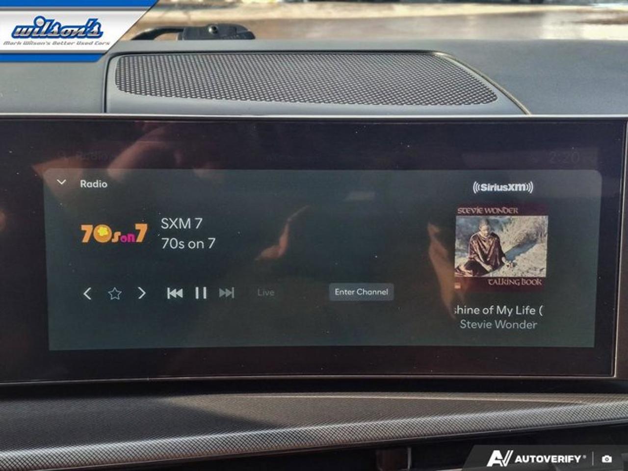 2025 Hyundai Santa Fe XRT AWD | Leather | Sunroof | Heated Seats + Steering | Lane Keep Assist + BSM | Carplay & More ! Photo