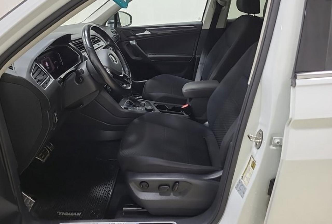 2021 Volkswagen Tiguan United4Motion | Pano Roof | Digital Cockpit | Heated Seats | Navi | Reverse Cam | Carplay Photo