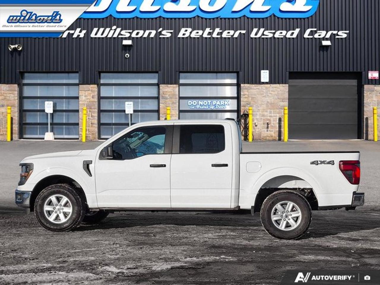 2024 Ford F-150 XL Crew 4X4 | 103A | CarPlay + Android | BSM | Hitch | Rear Camera | Alloy Wheels | and More ! Photo