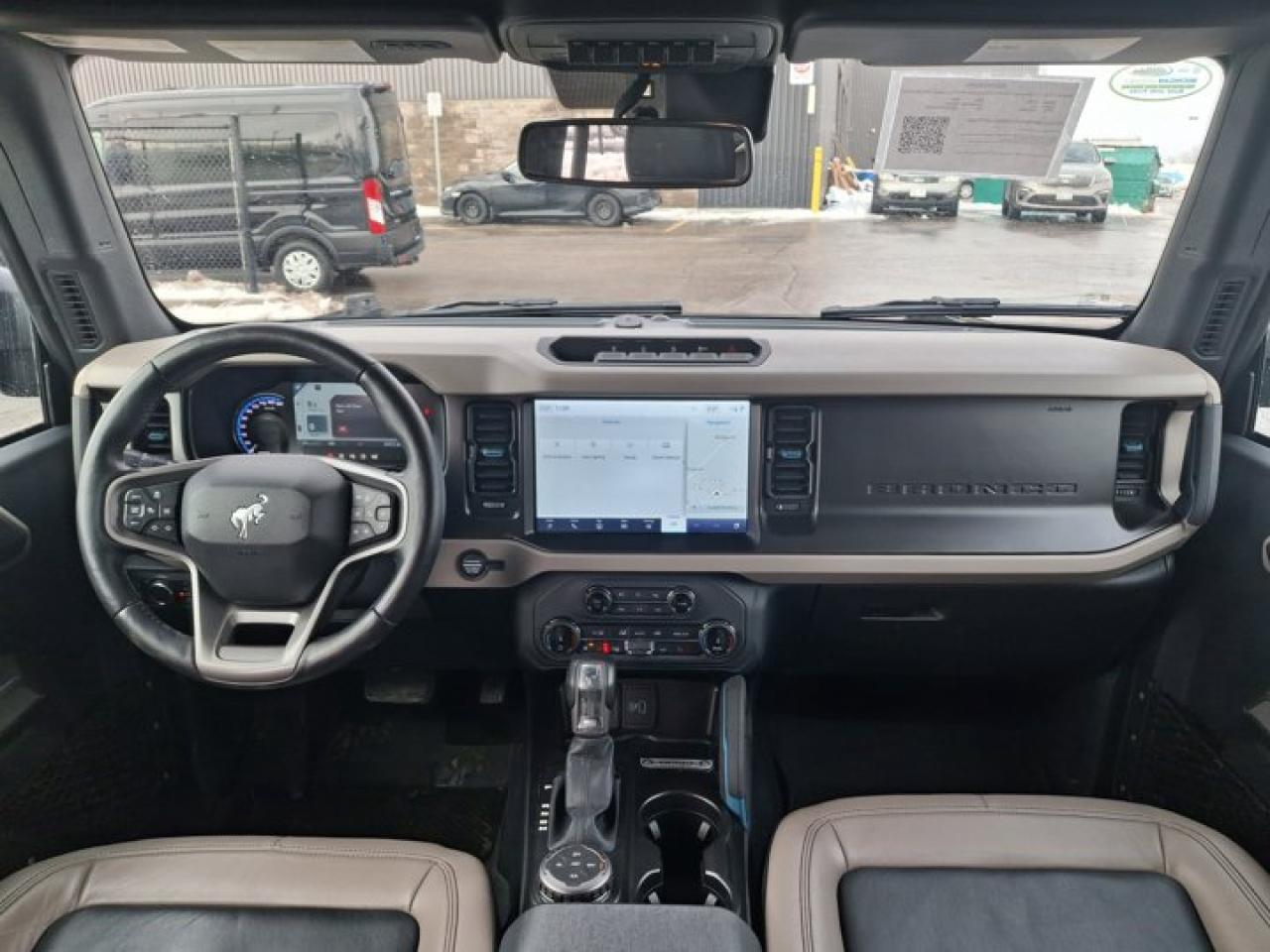 2022 Ford Bronco Wildtrak 2.7L V6 | 12" LCD Screen | Wireless Charging Pad | Hard Top | Leather | 360 Cam & More ! Photo4