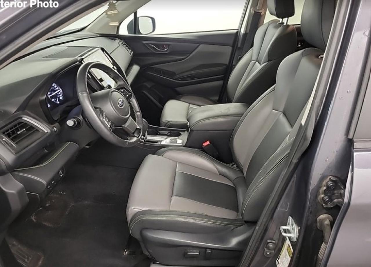 2023 Subaru ASCENT Onyx AWD | 7 Pass | Leather | Sunroof | Heated Wheel + Seats | CarPlay + Android | Rear Cam & More ! Photo