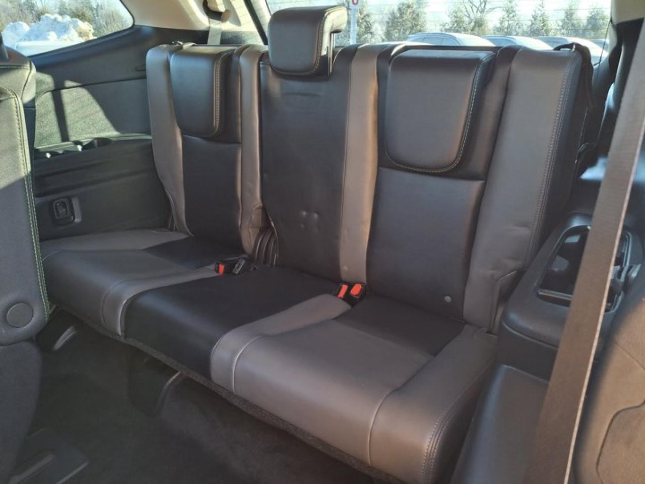 2023 Subaru ASCENT Onyx | Leather | Sunroof | 7 Pass | Heated Wheel + Seats | CarPlay + Android | Rear Cam & More ! Photo