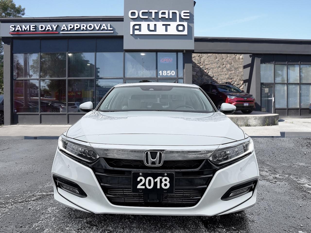 2018 Honda Accord Touring CVT Photo2