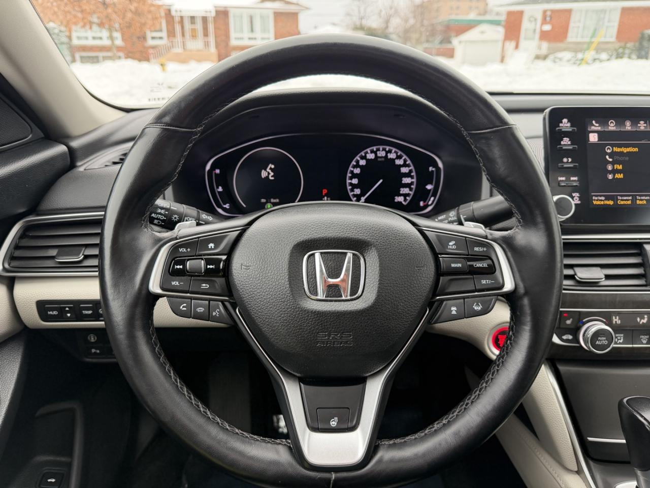 2018 Honda Accord Touring CVT Photo