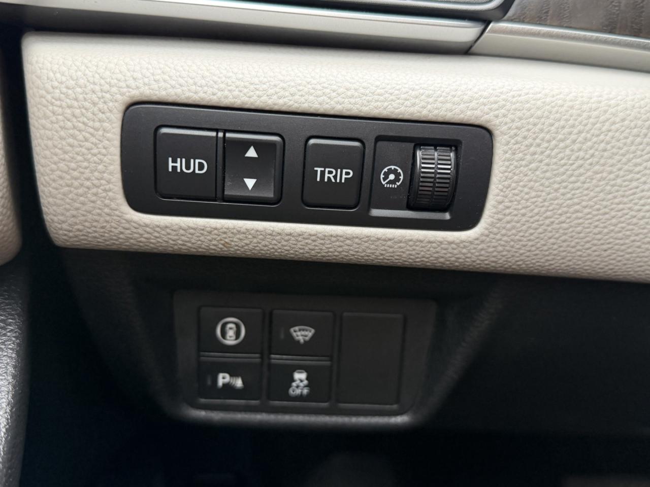 2018 Honda Accord Touring CVT Photo