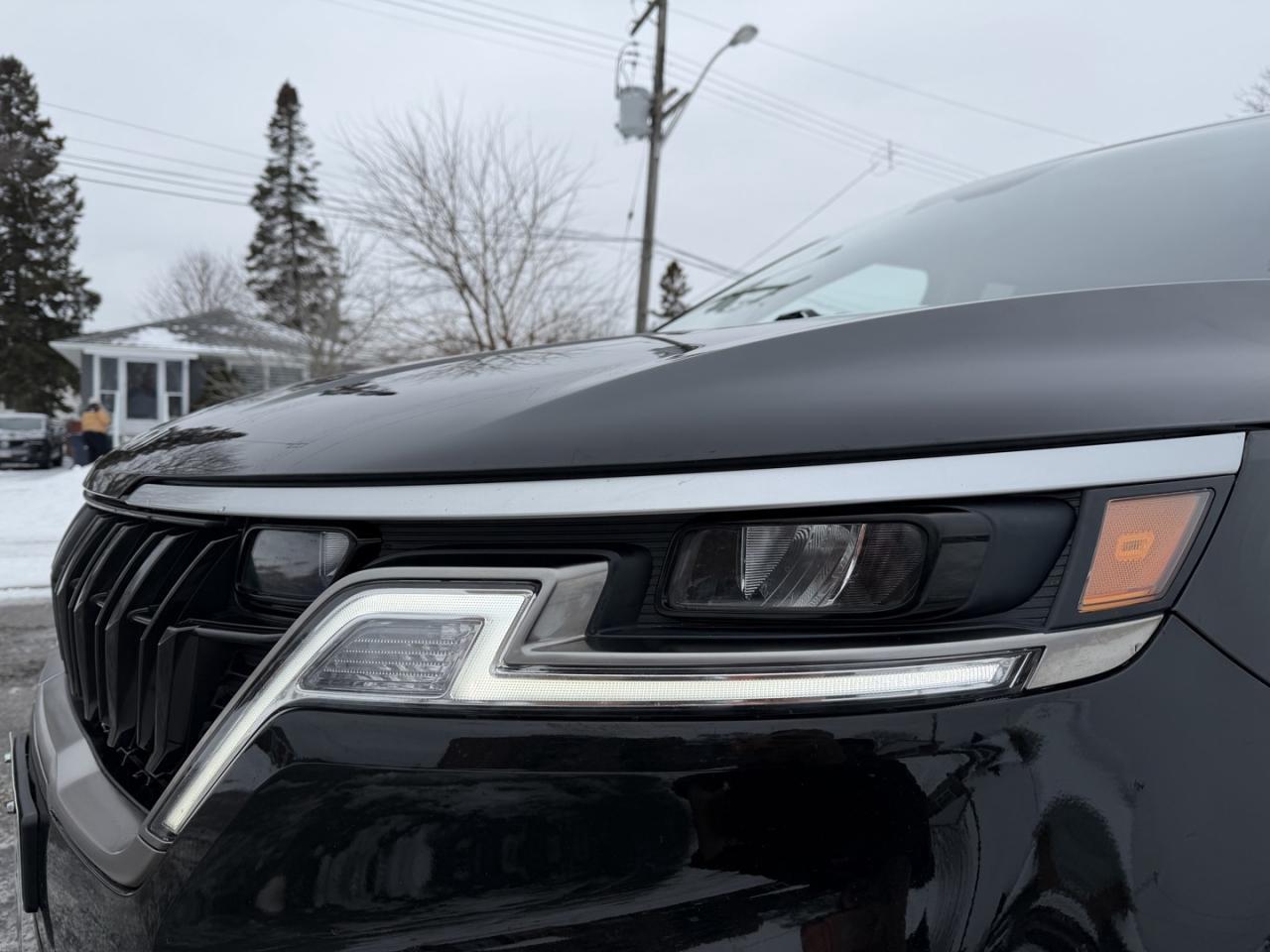 2023 Kia Carnival LX FWD Photo