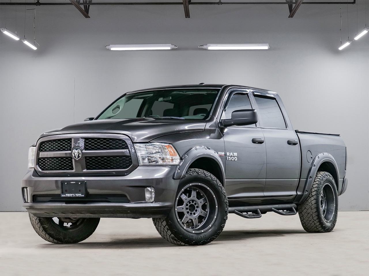 2018 RAM 1500 Express 4x4 Crew Cab 5'7" Box Photo0