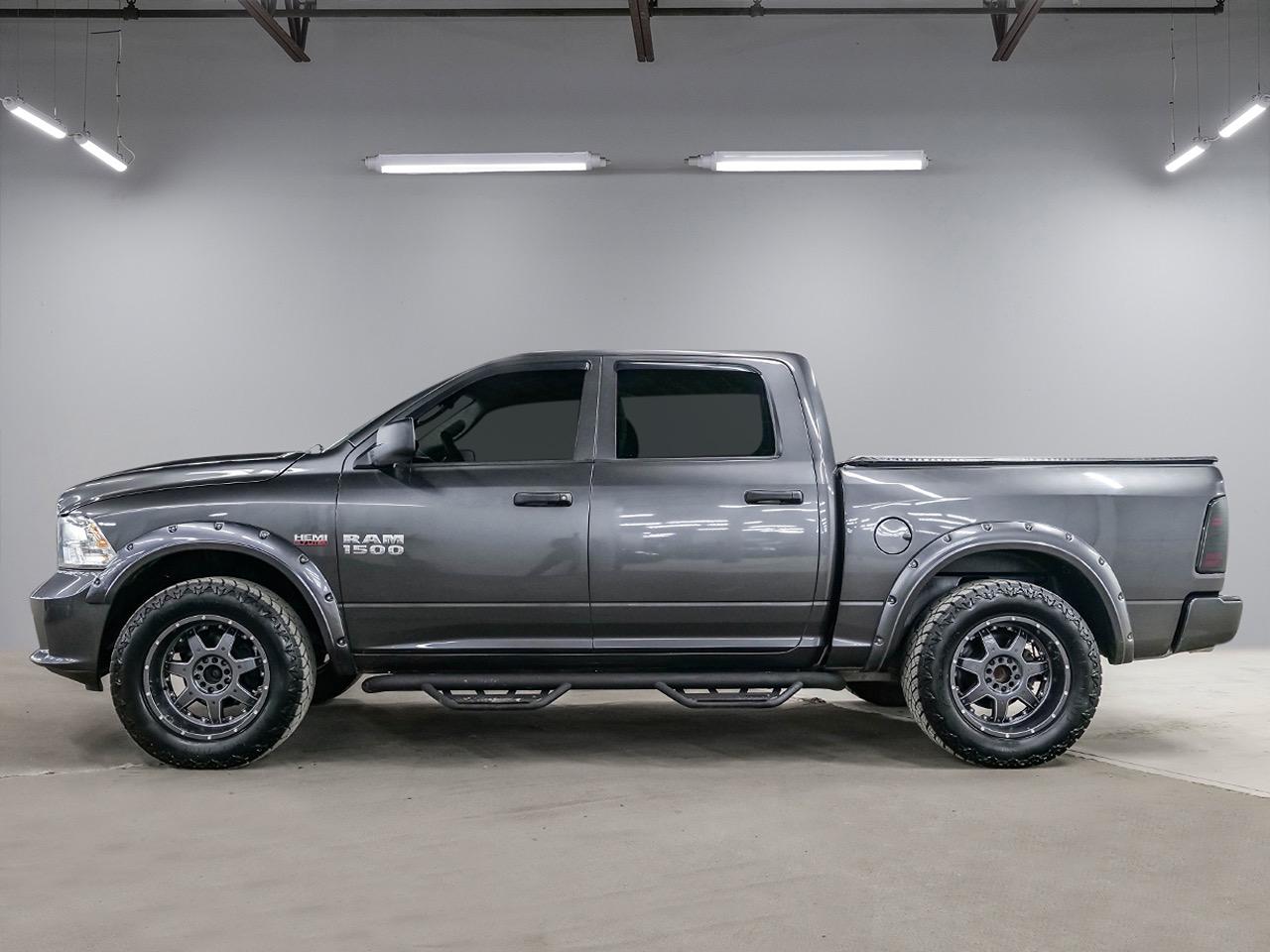 2018 RAM 1500 Express 4x4 Crew Cab 5'7" Box Photo